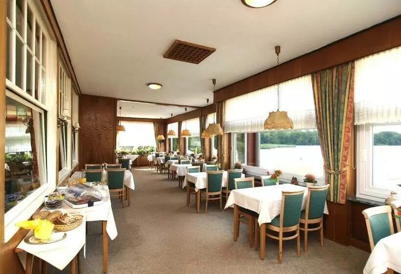 Отель Ukleifährhaus  Garni