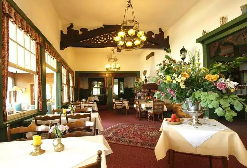 Отель Ukleifährhaus  Garni