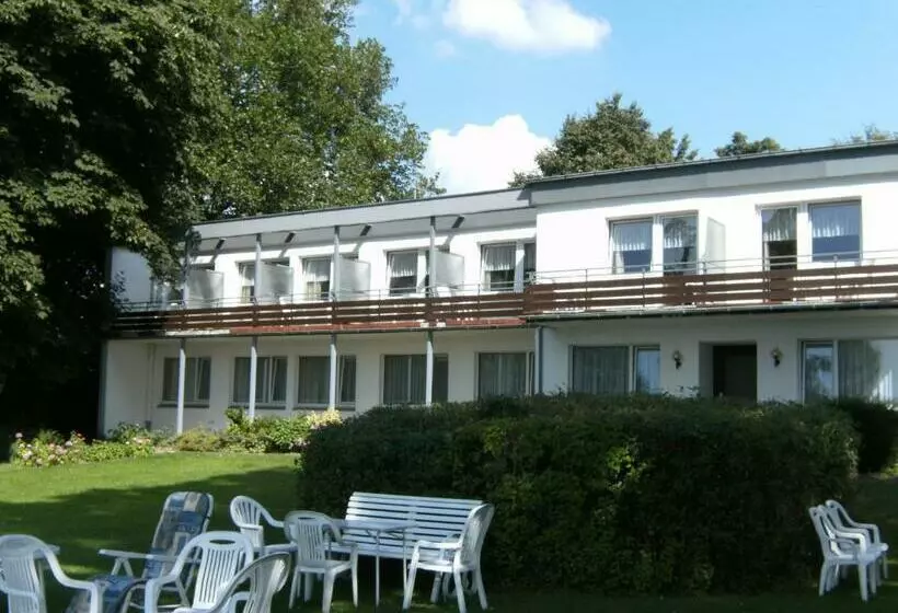 Отель Ukleifährhaus  Garni