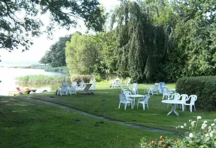 Отель Ukleifährhaus  Garni