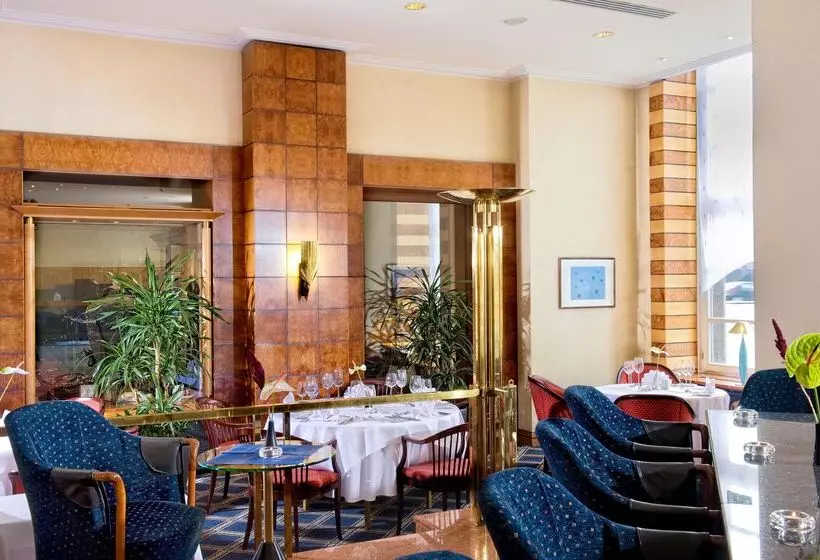 فندق Wyndham Duisburger Hof