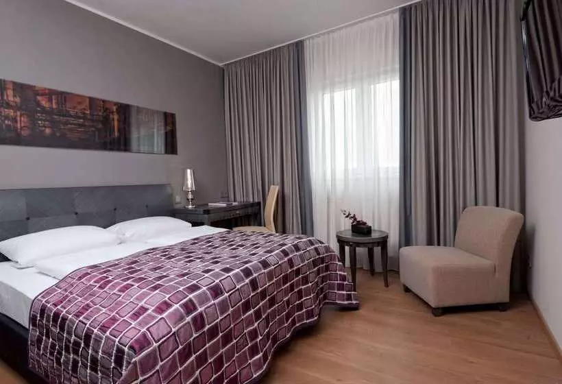 فندق Wyndham Duisburger Hof