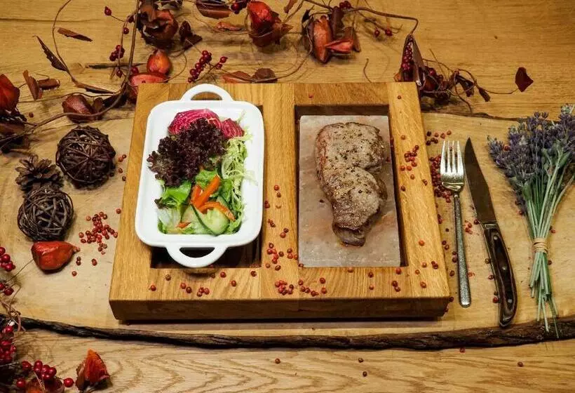 Отель Am Schloss  Superior