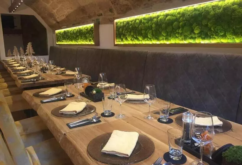 Отель Am Schloss  Superior