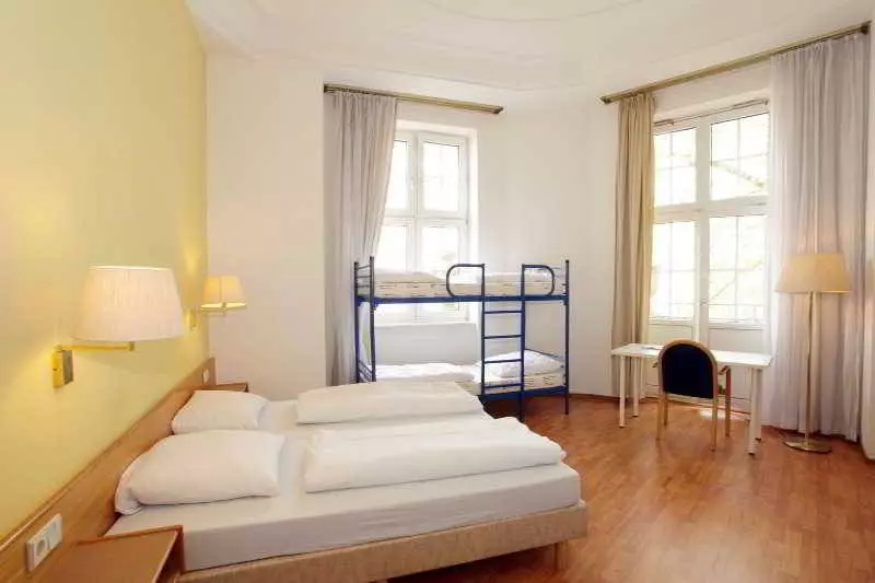 Hotel a&o Karlsruhe Hauptbahnhof