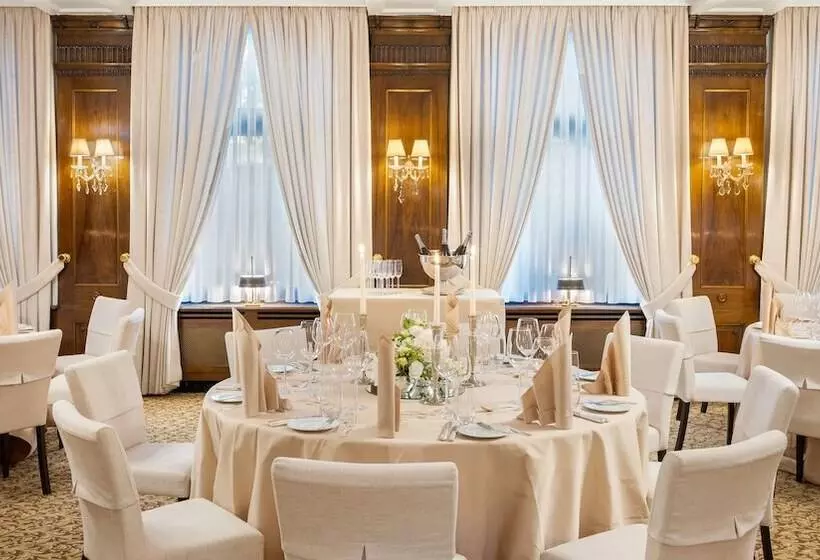 Europäischer Hof Heidelberg, Bestes Hotel Deutschlands In Historischer Architektur