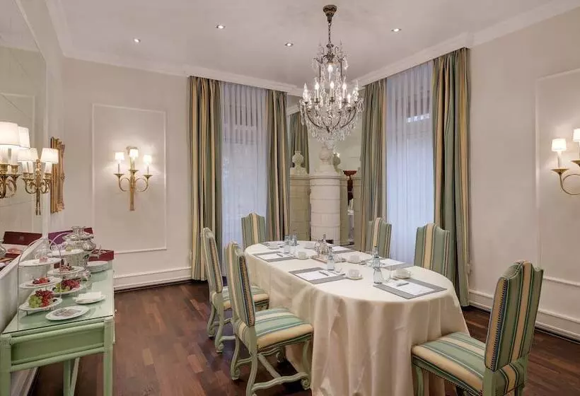 Europäischer Hof Heidelberg, Bestes Hotel Deutschlands In Historischer Architektur