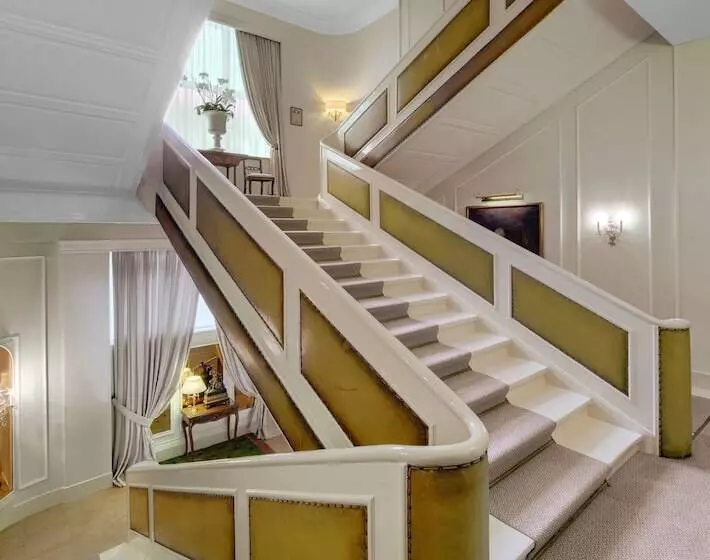 Europäischer Hof Heidelberg, Bestes Hotel Deutschlands In Historischer Architektur