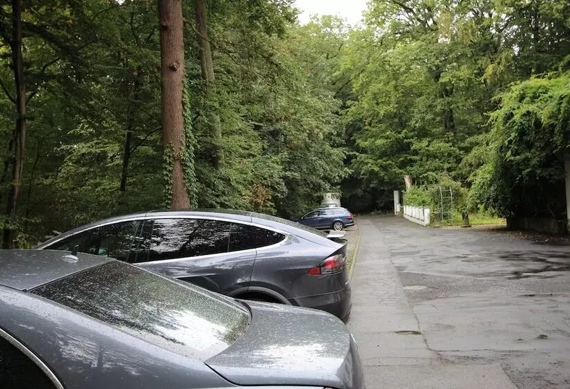 Отель Hardtwald