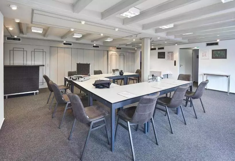 Отель Klingelhoffer