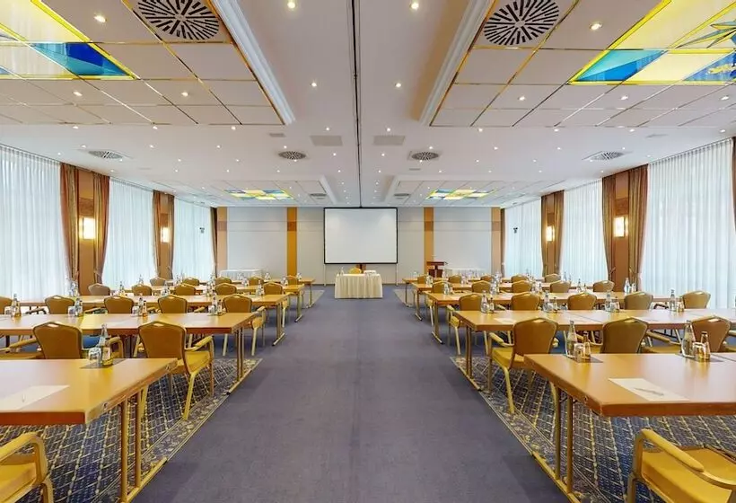 ホテル Oranien Wiesbaden