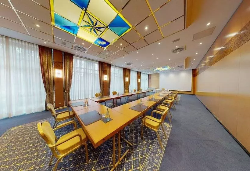 ホテル Oranien Wiesbaden