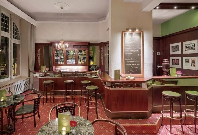 ホテル Oranien Wiesbaden