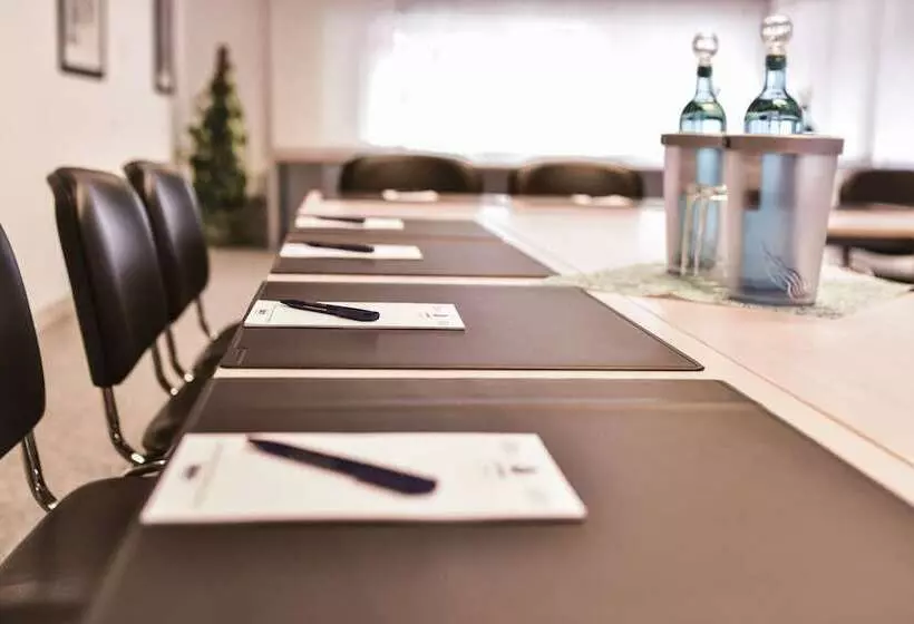 酒店 Restaurant Barbarossahof