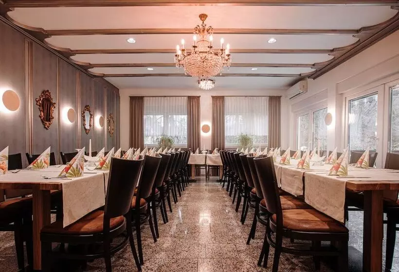 酒店 Restaurant Barbarossahof