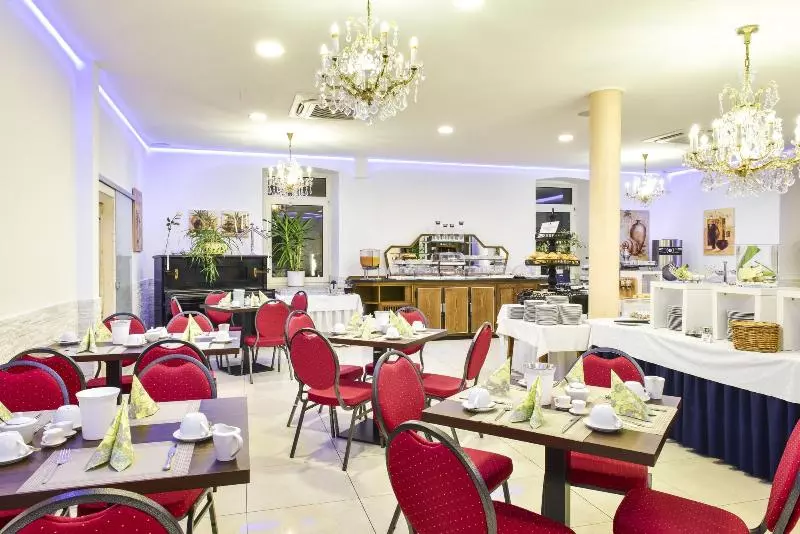 酒店 Restaurant Barbarossahof