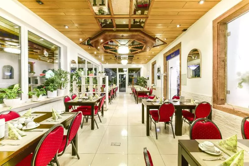 酒店 Restaurant Barbarossahof