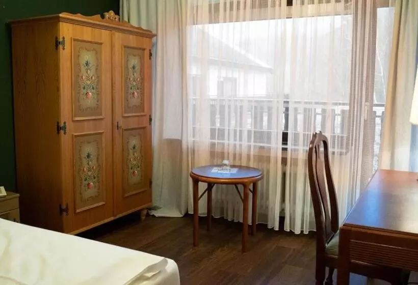 호텔 Sauerland Alpin