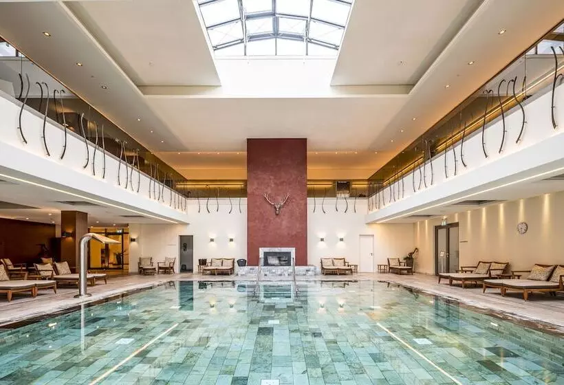 Wald & Schlosshotel Friedrichsruhe