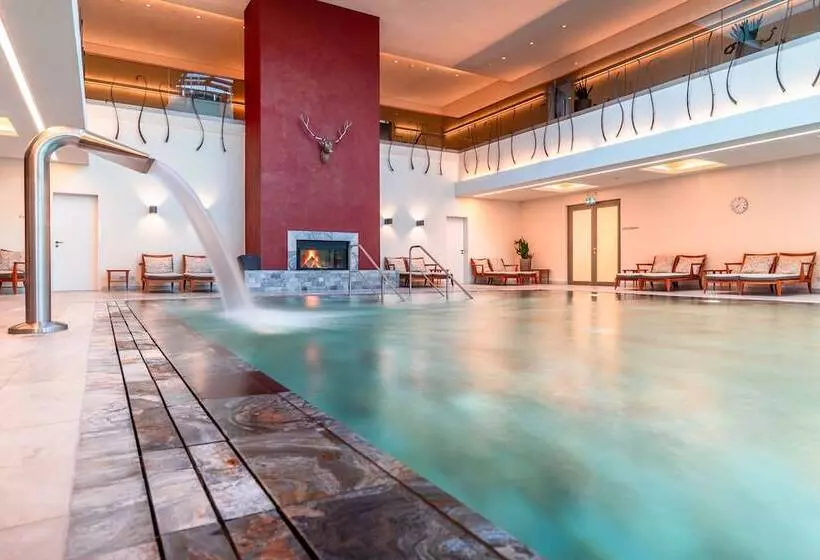 Wald & Schlosshotel Friedrichsruhe