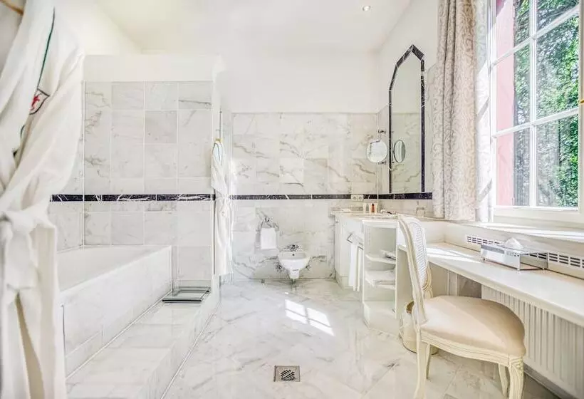 Wald & Schlosshotel Friedrichsruhe