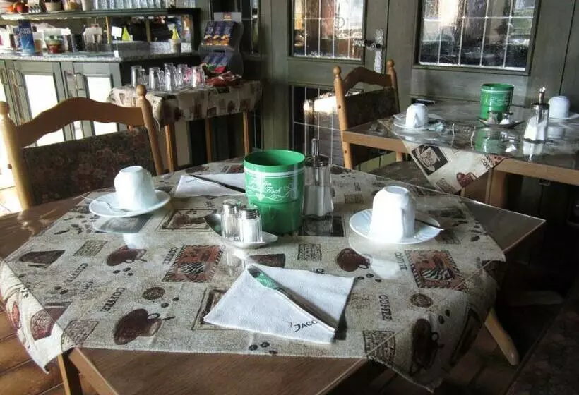 فندق Waldparkstube