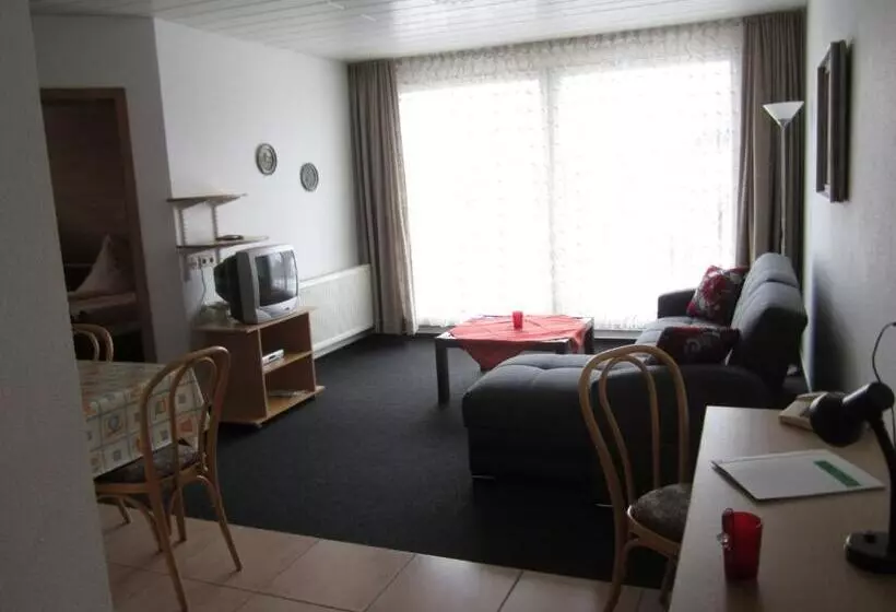 فندق Waldparkstube