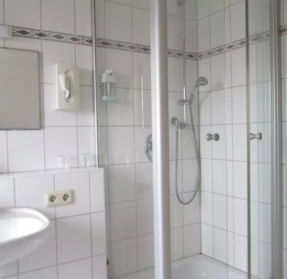 فندق Waldparkstube