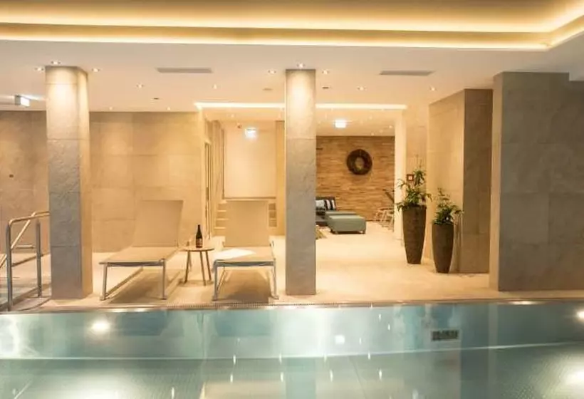 Landidyll Hotel Zum Kreuz