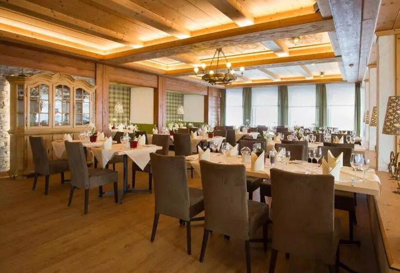 Berghotel Jägerhof S