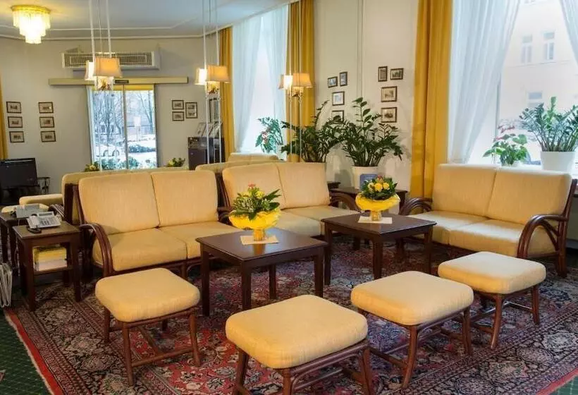 Hotel Brack