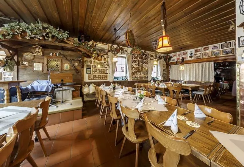 Hotel & Gasthof Fraundorfer