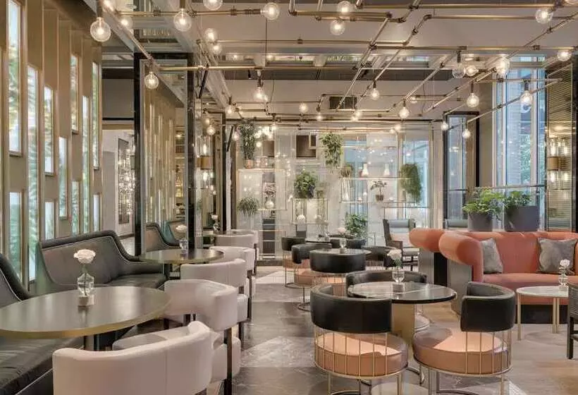 Hotelli Hilton Munich City