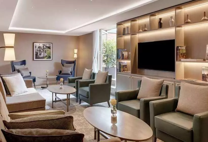 Hotelli Hilton Munich City