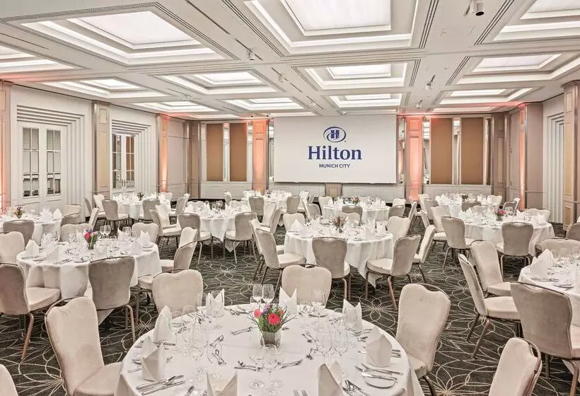 هتل Hilton Munich City