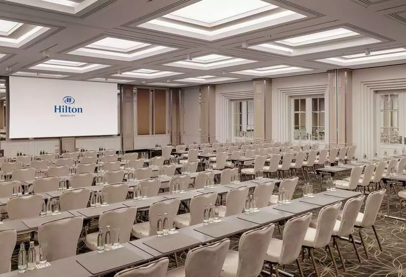هتل Hilton Munich City