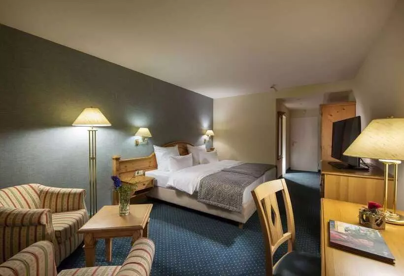 فندق Maritim Titisee