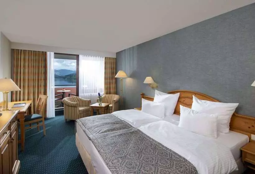 فندق Maritim Titisee