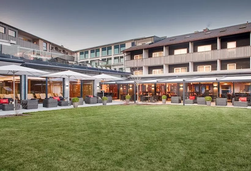 ホテル Obermuhle 4s Boutique Resort