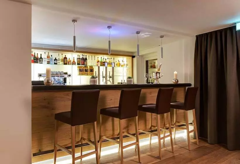 ホテル Obermuhle 4s Boutique Resort