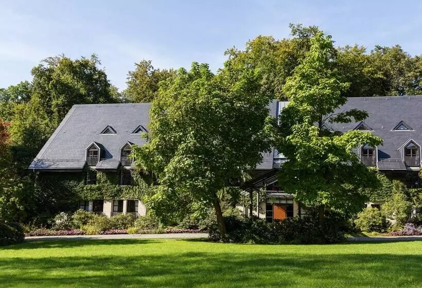 هتل Schloss Eckberg