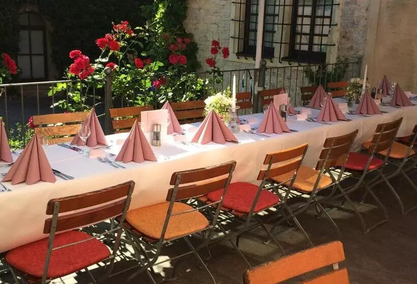 酒店 Vier Jahreszeiten