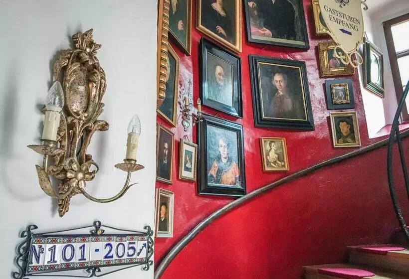 酒店 Vier Jahreszeiten