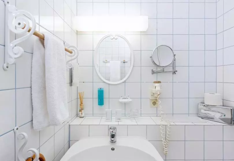 酒店 Vier Jahreszeiten