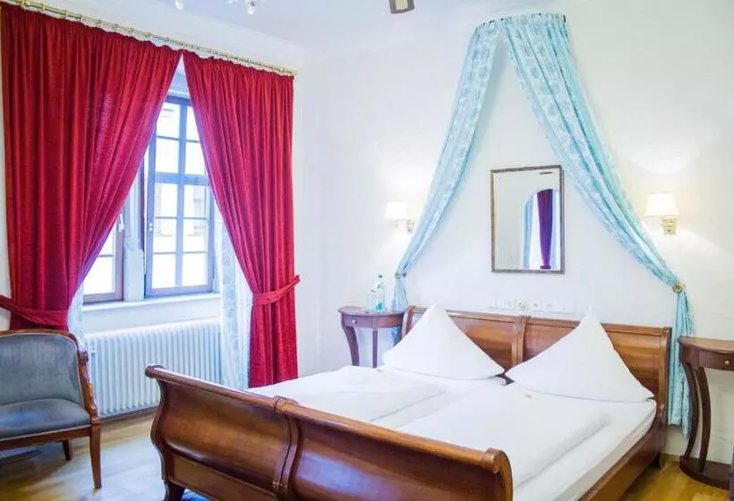 酒店 Vier Jahreszeiten