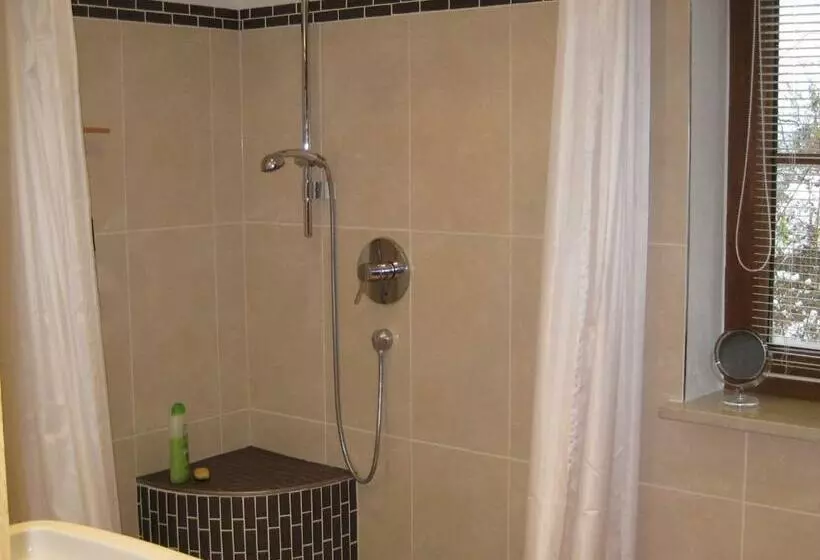 Отель Zur Schönen Aussicht