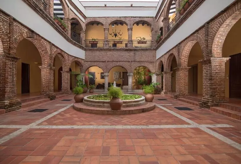 Fogadó Hodelpa Nicolas de Ovando