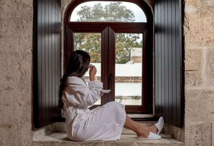 Fogadó Hodelpa Nicolas de Ovando