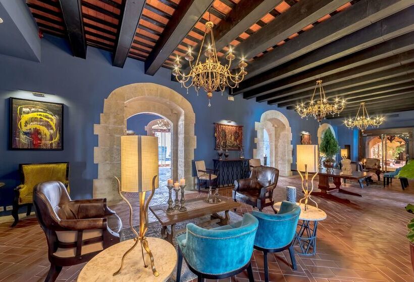 مسافرخانه Hodelpa Nicolas de Ovando