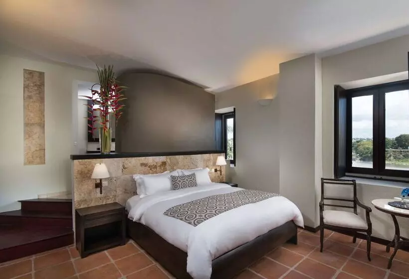 Fogadó Hodelpa Nicolas de Ovando